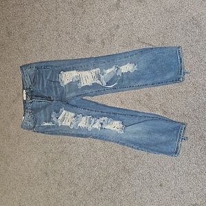 Almost Famous boyfriend jeans